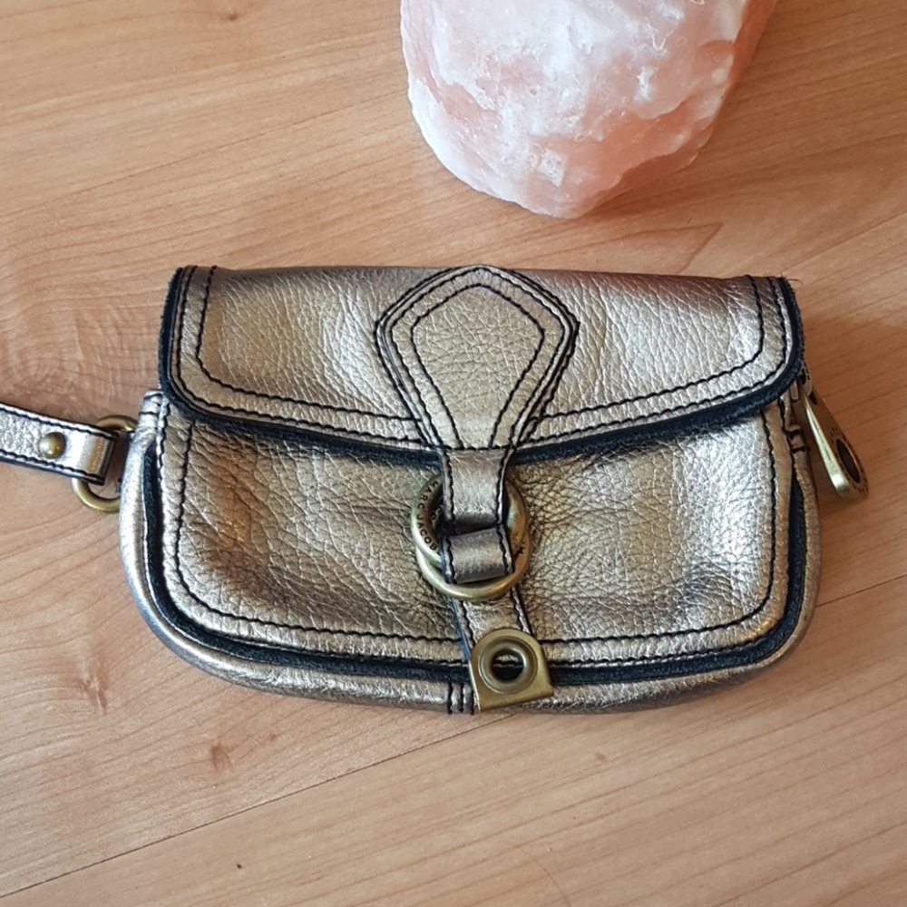 Marc Jacobs wristlet